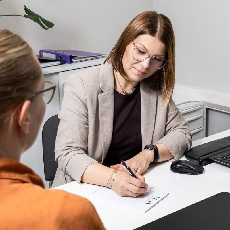 Yrityksen perustaminen.